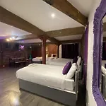 Rainford Gardens By Ustay Aparthotels