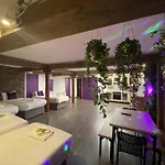Rainford Gardens By Ustay Aparthotels